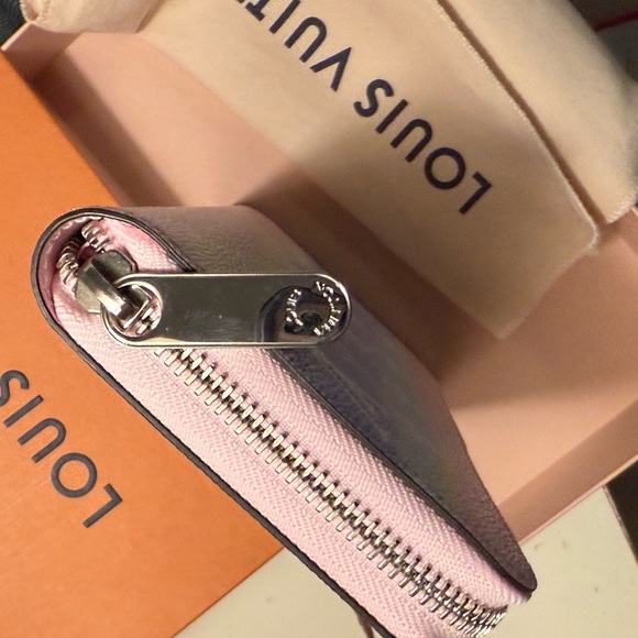 SOLD LOUIS VUITTON LV Escale Used Zippy Long Wallet Leather Pastel Pink - Picture 6 of 13